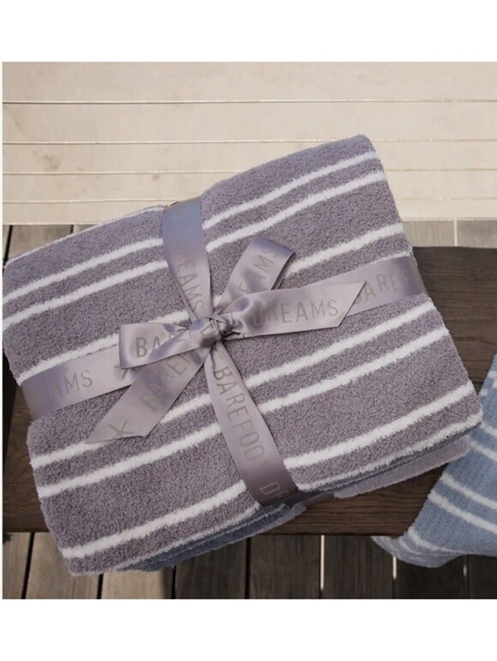 Barefoot Dreams CozyChic Double Stripe Throw Blanket Beachrock/Cream Size 45x60